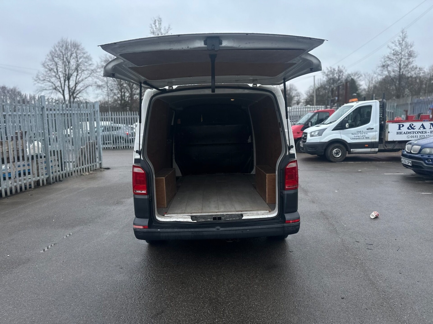 Used Volkswagen Transporter 2016 for sale - 77432755: Photo 10