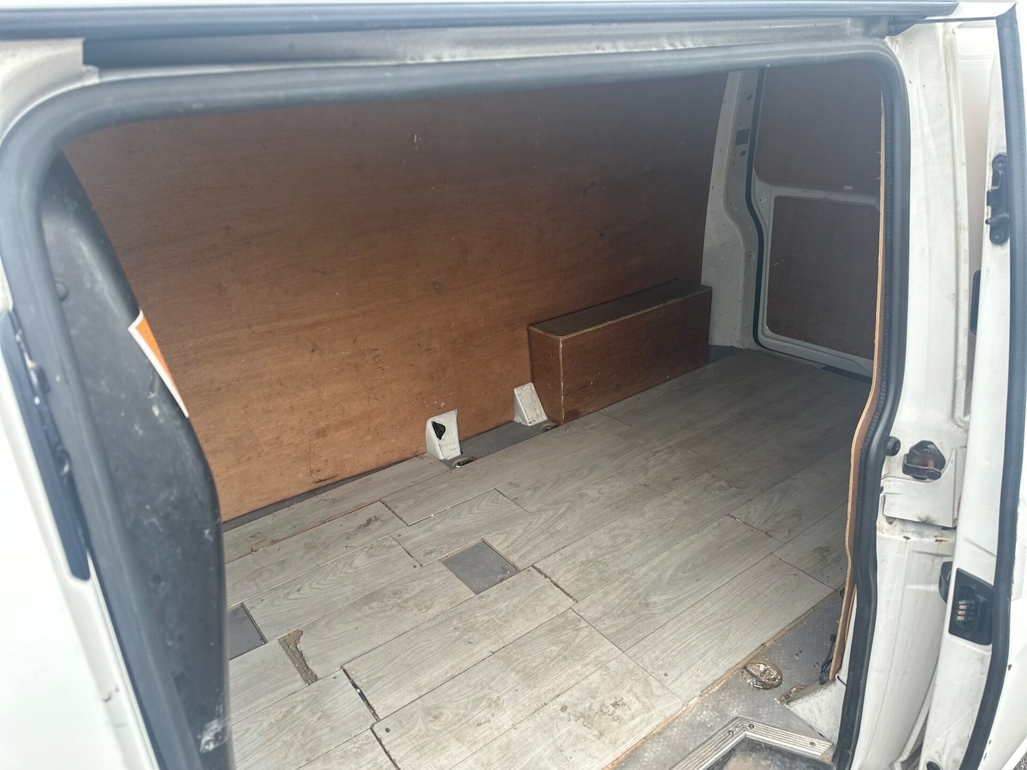 Used Volkswagen Transporter 2016 for sale - 77432755: Photo 11