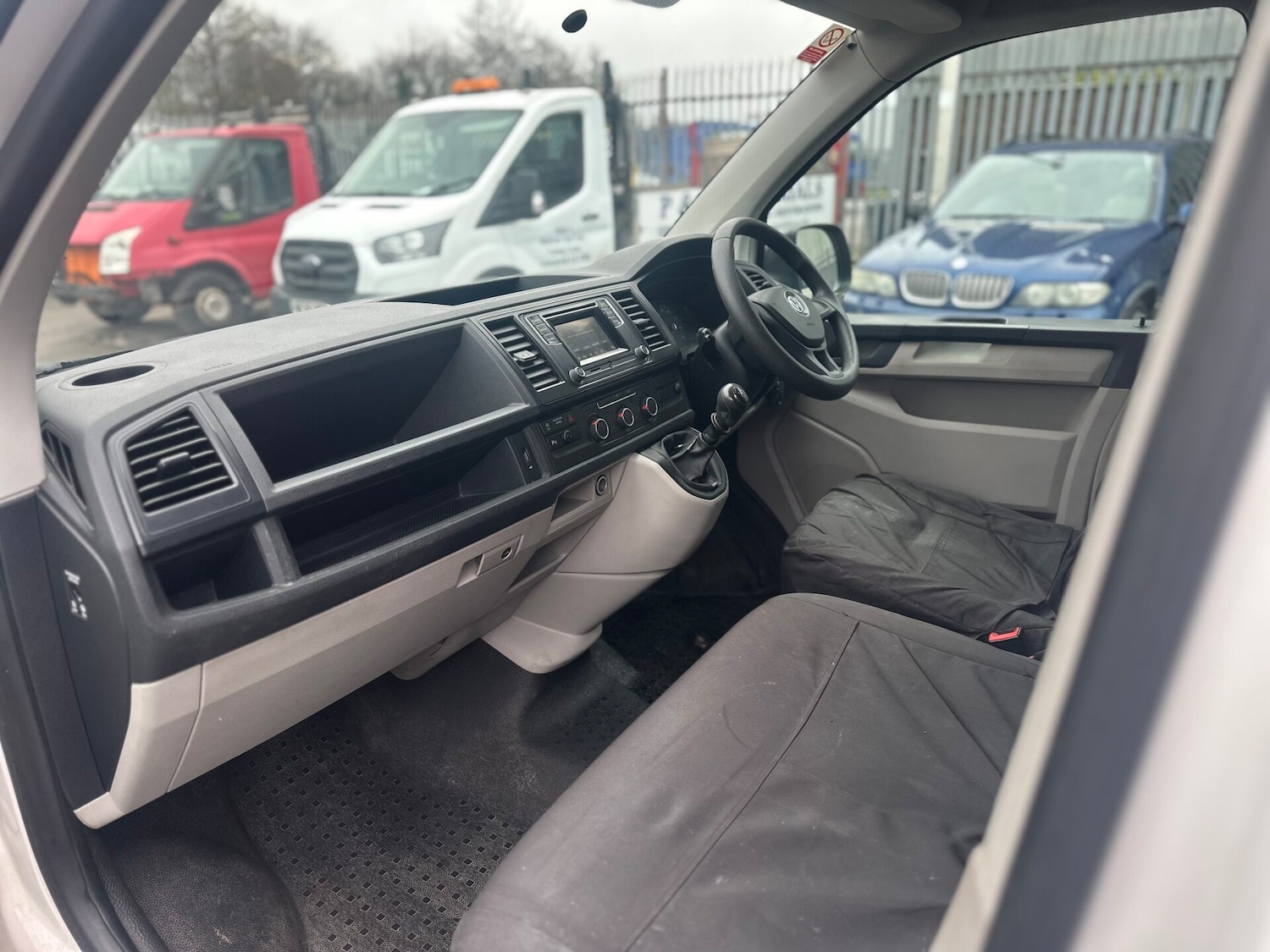 Used Volkswagen Transporter 2016 for sale - 77432755: Photo 12