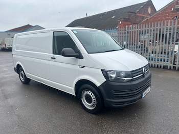 Used Volkswagen Transporter 2016 for sale - 77432755: Photo