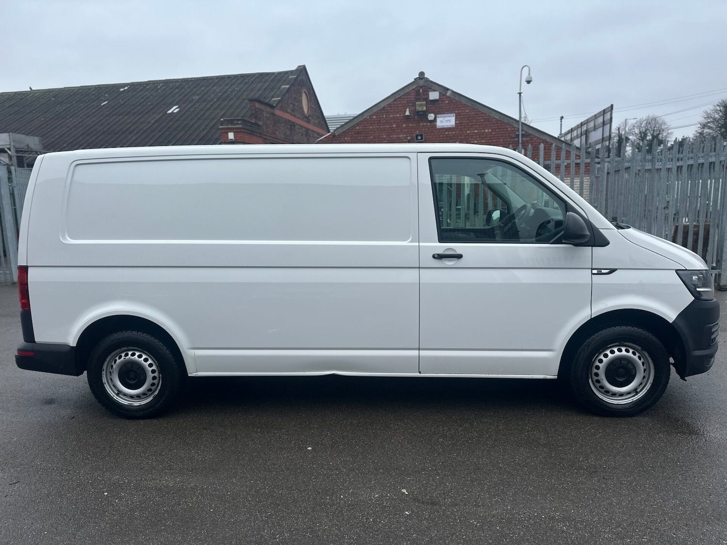 Used Volkswagen Transporter 2016 for sale - 77432755: Photo 8