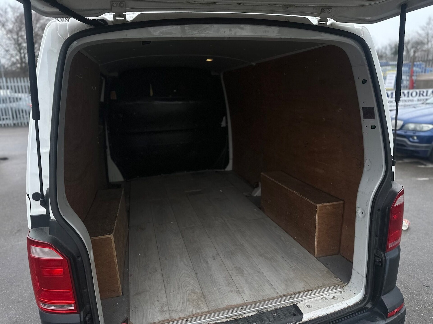 Used Volkswagen Transporter 2016 for sale - 77432755: Photo 9