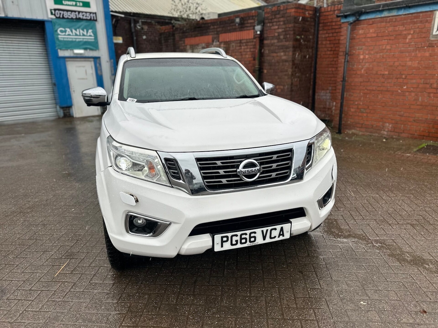 Used Nissan Navara 2017 for sale - 76576679: Photo 2