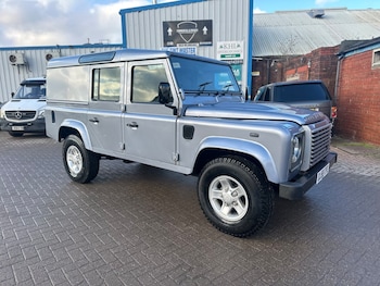 Used Land Rover Defender 2009 for sale - 78410385: Photo