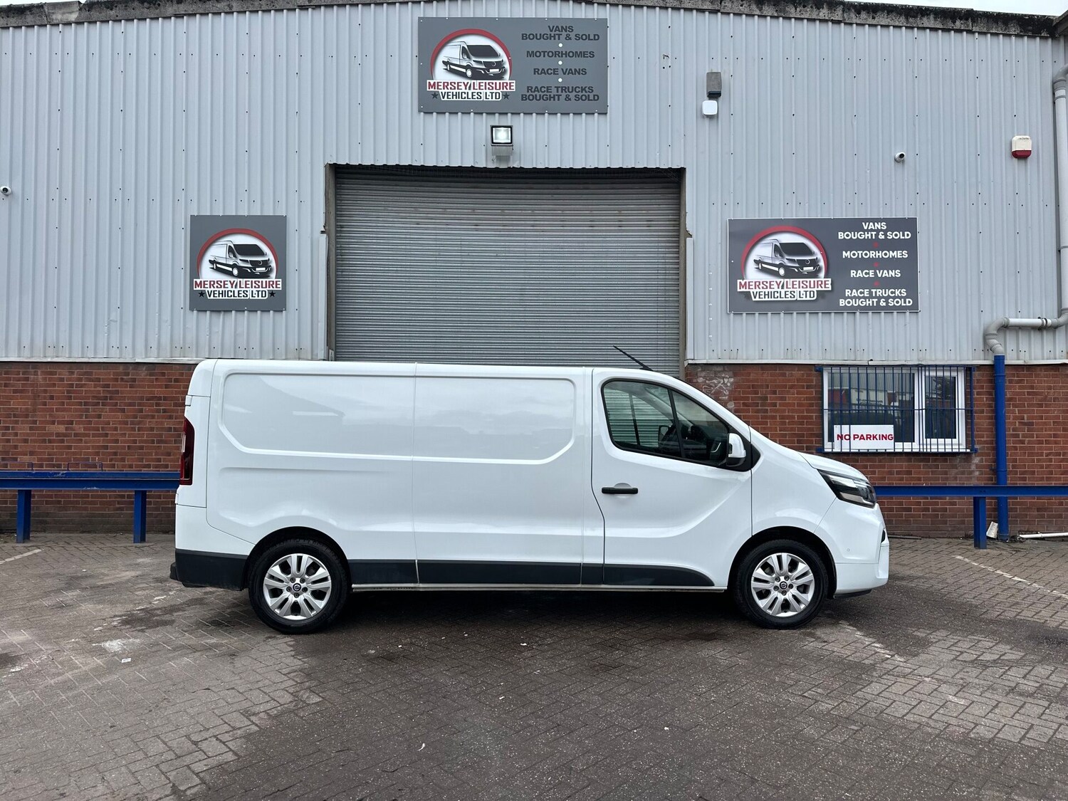 Used Nissan Primastar 2024 for sale - 76357468: Photo 2