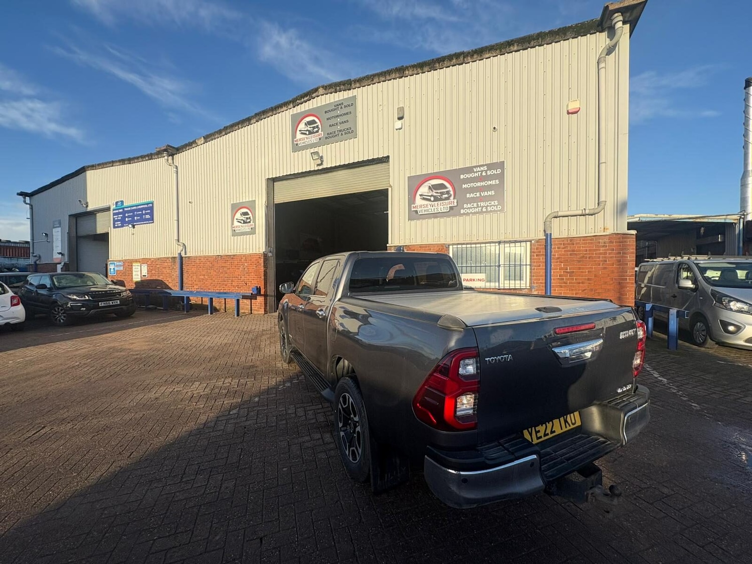 Used Toyota Hilux 2022 for sale - 76763303: Photo 14