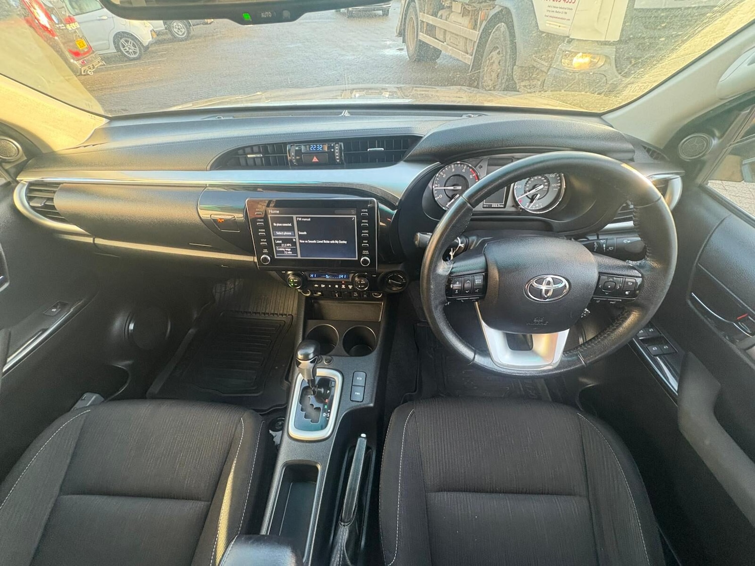 Used Toyota Hilux 2022 for sale - 76763303: Photo 8