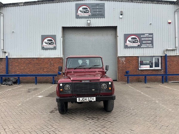 Used Land Rover Defender 2004 for sale - 76114096: Photo 8