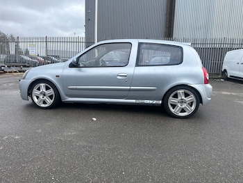 Used Renault Clio 2002 for sale - 77779400: Photo