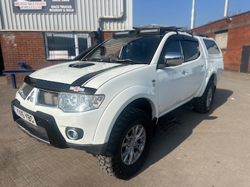 Used Mitsubishi L200 2015 for sale - 77974700: Photo