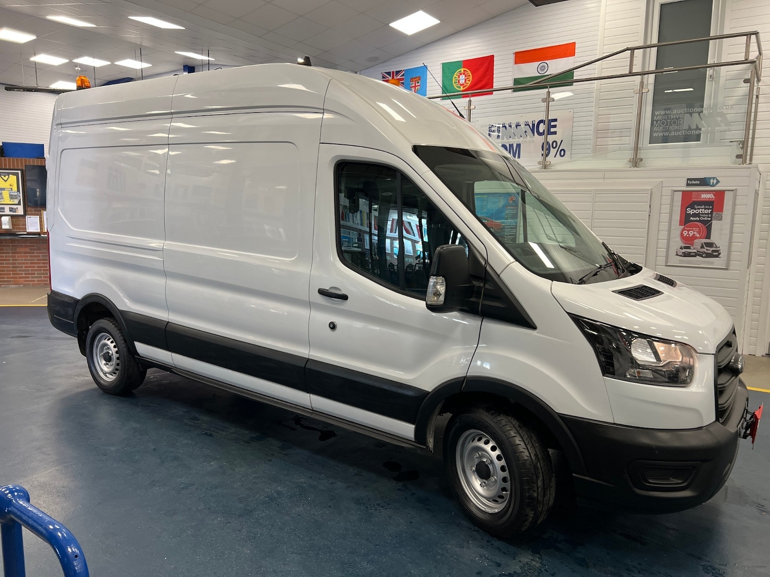 Used Ford Transit 2022 for sale - 76209163: Photo 2