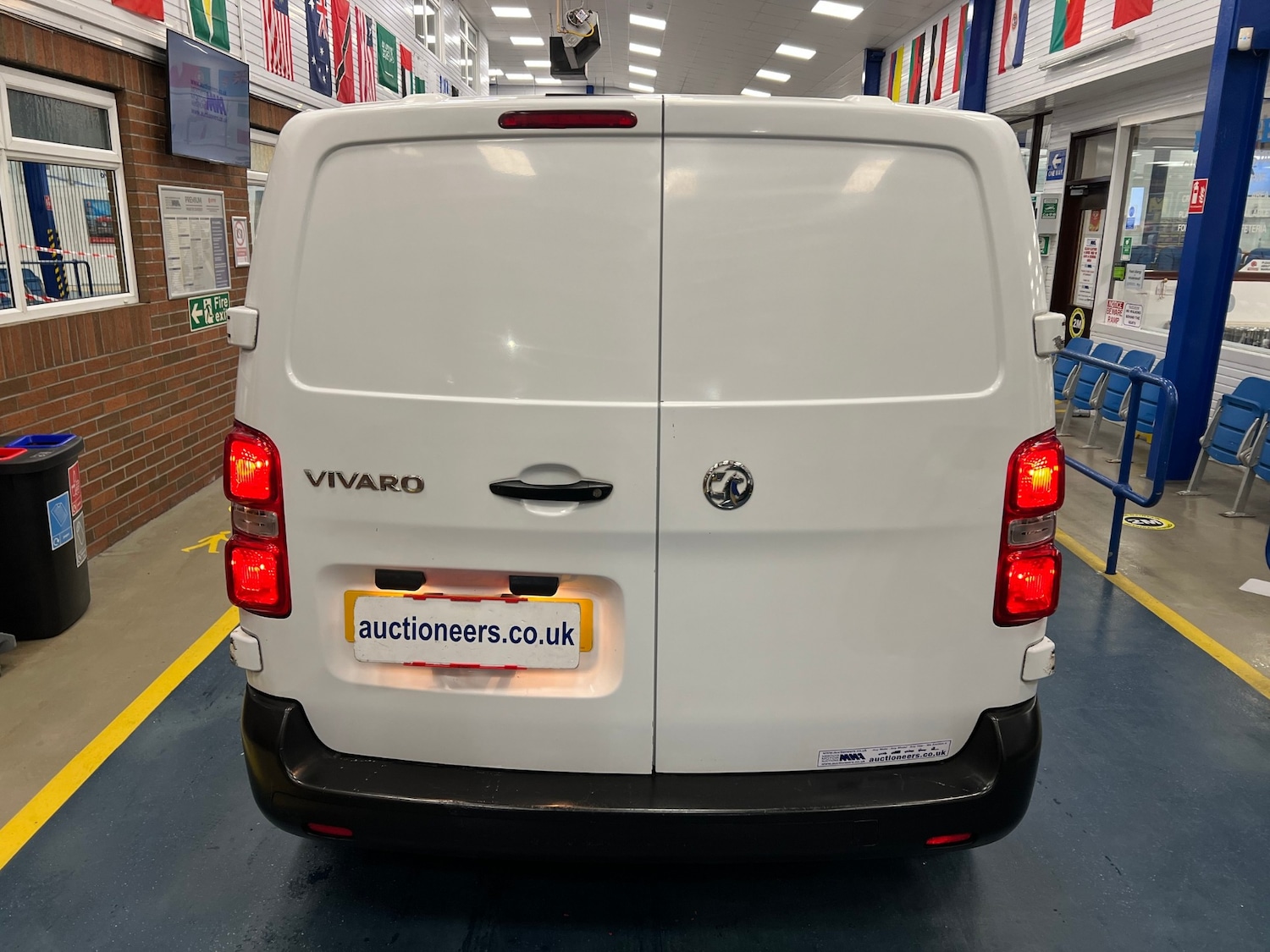 Used Vauxhall Vivaro 2020 for sale - 77261905: Photo 11