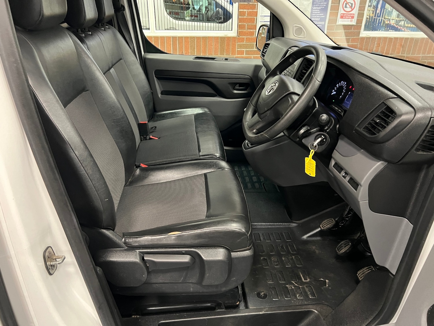 Used Vauxhall Vivaro 2020 for sale - 77261905: Photo 16