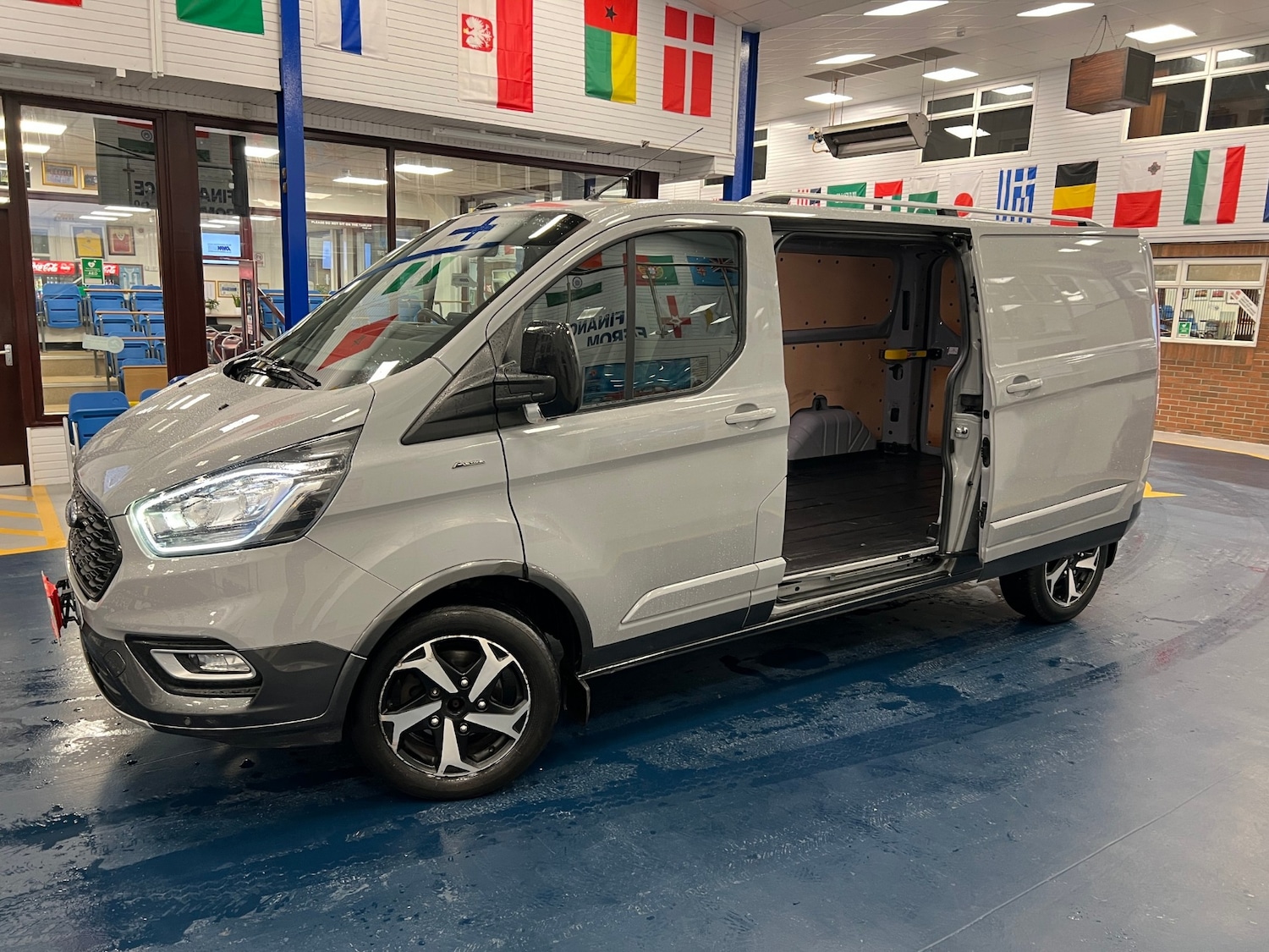 Used Ford Transit Custom 2023 for sale - 77459772: Photo 6