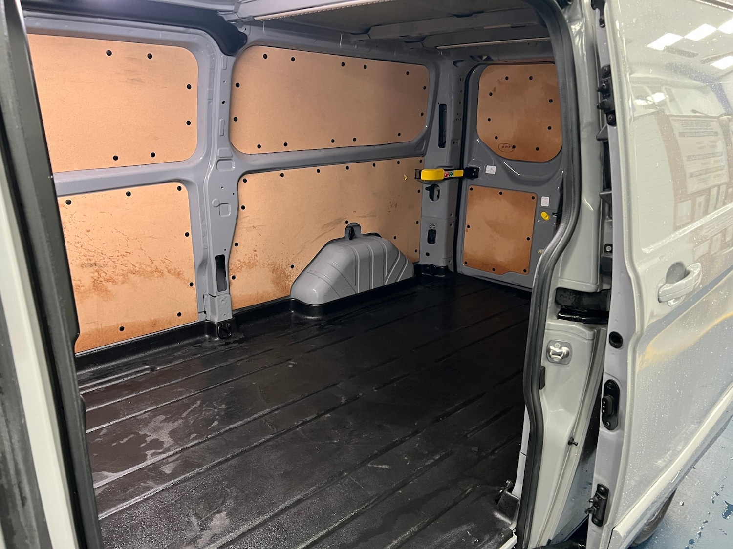 Used Ford Transit Custom 2023 for sale - 77459772: Photo 8