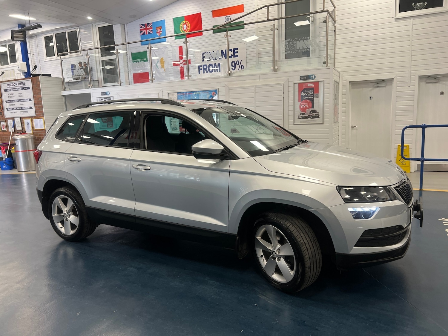 Used Skoda Karoq 2019 for sale - 78161925: Photo 2