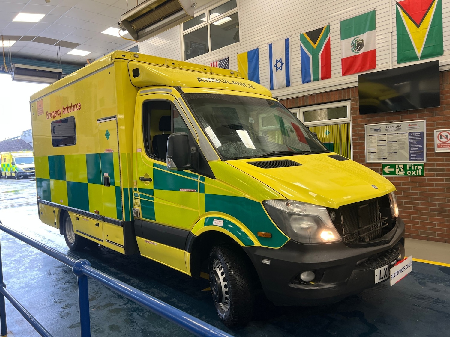 Used Mercedes-Benz Sprinter 2015 for sale - 77336835: Photo 2