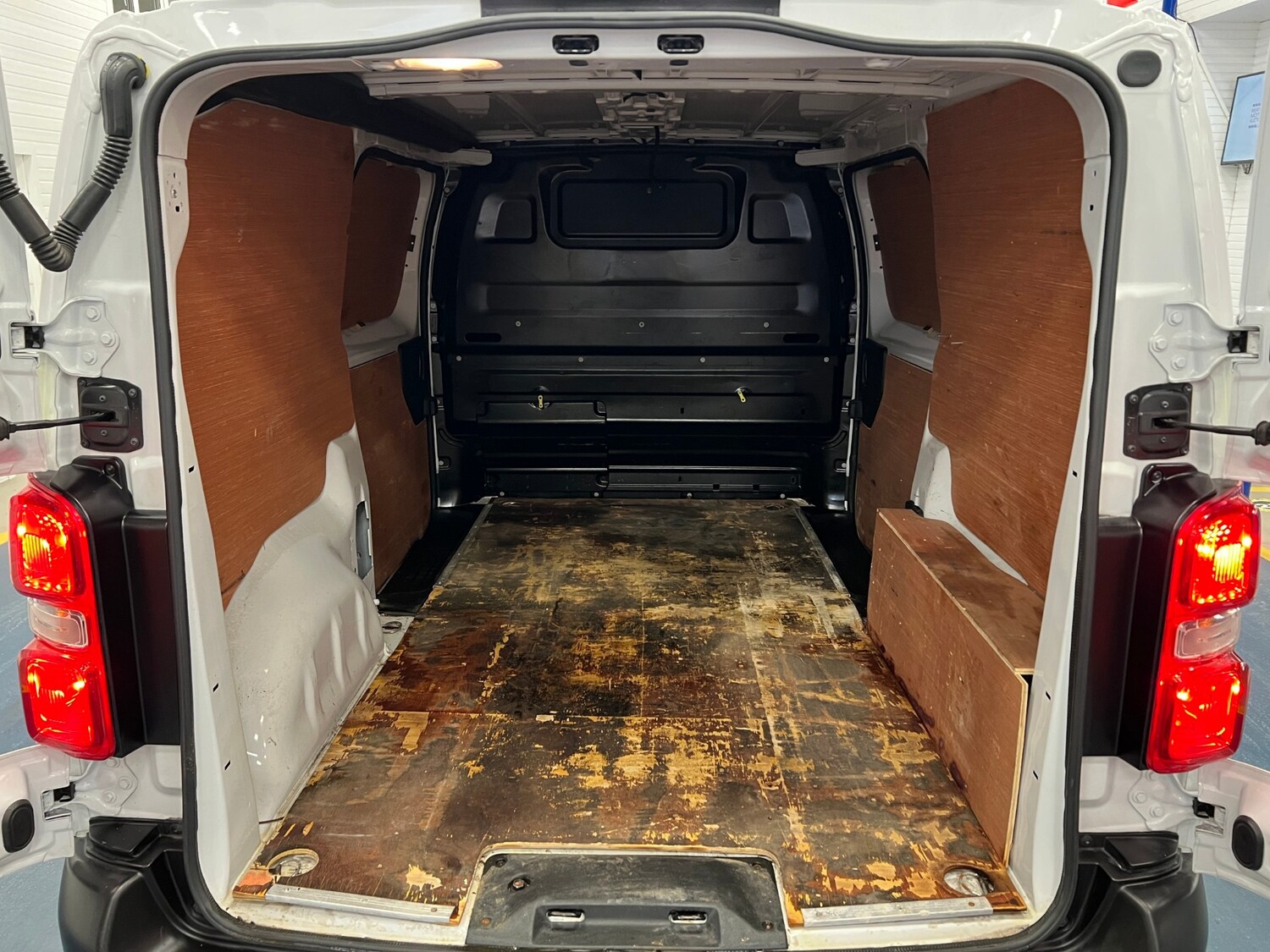 Used Citroen Dispatch 2022 for sale - 76611459: Photo 11