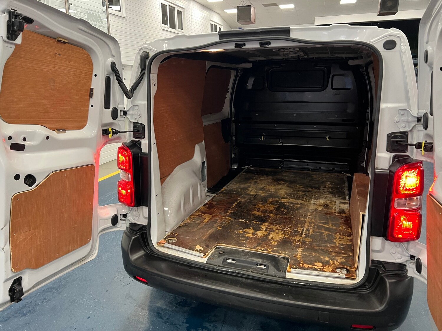 Used Citroen Dispatch 2022 for sale - 76611459: Photo 12