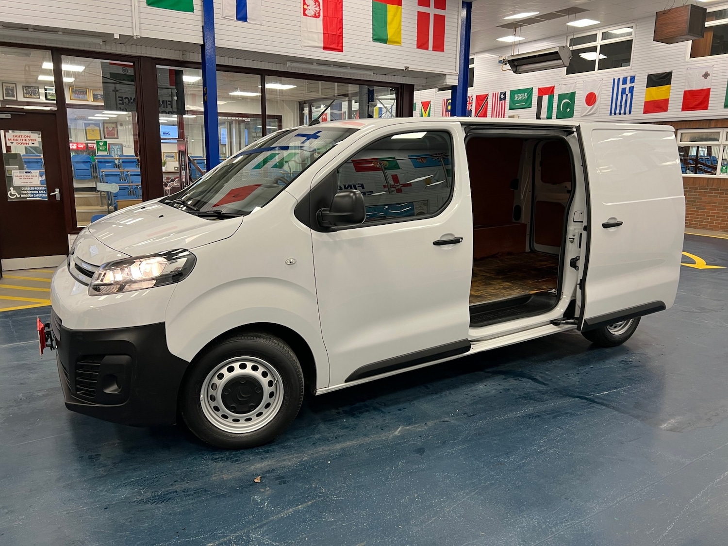 Used Citroen Dispatch 2022 for sale - 76611459: Photo 8