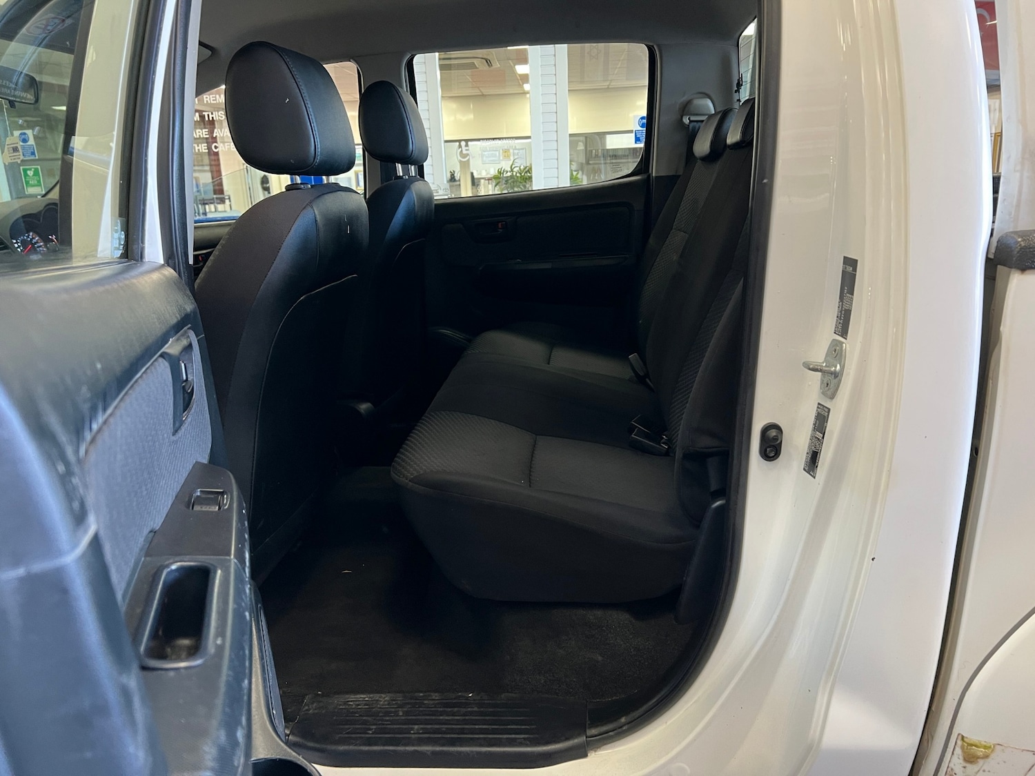 Used Toyota Hilux 2015 for sale - 77222897: Photo 9