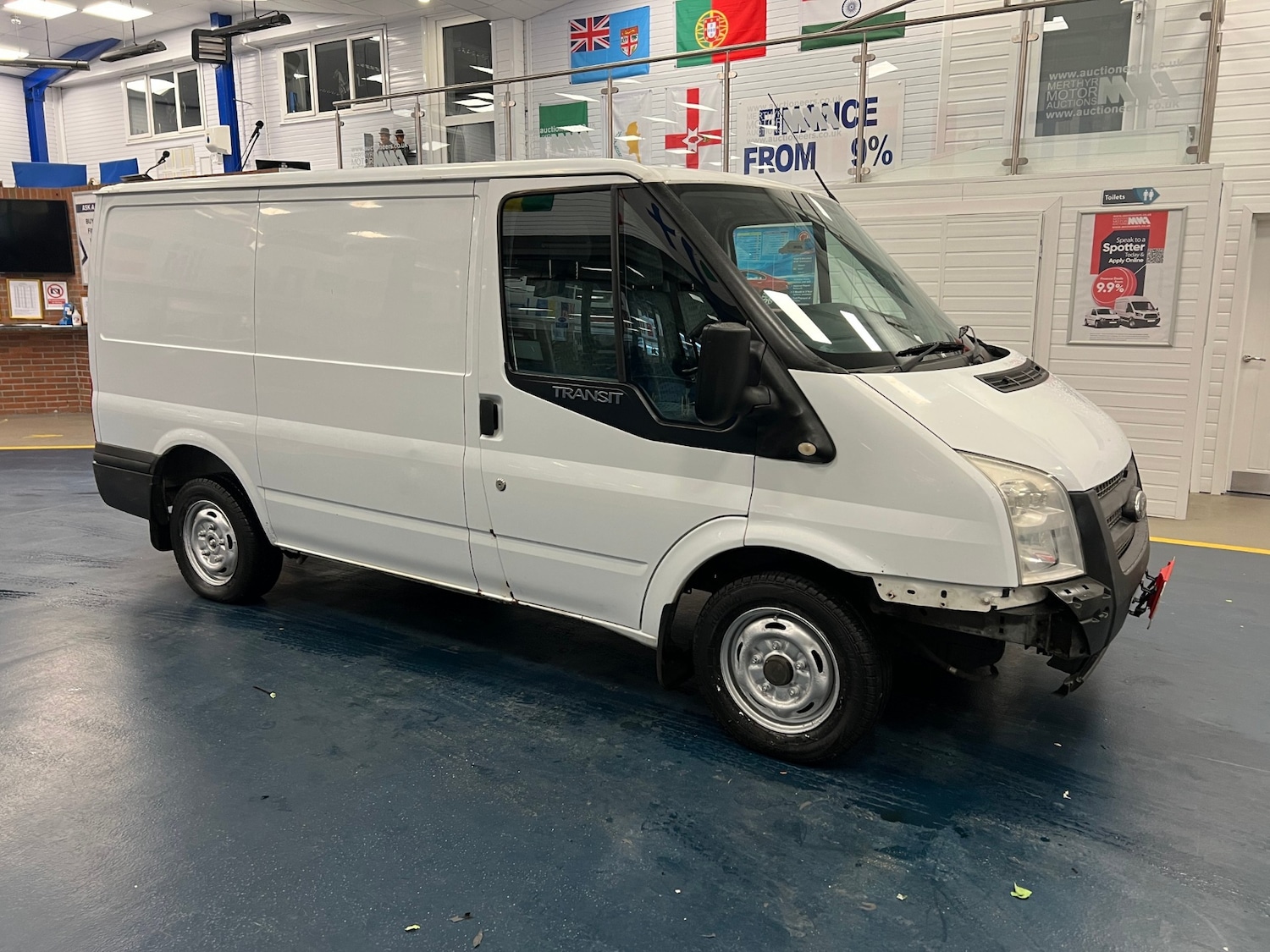 Used Ford Transit 2014 for sale - 76402463: Photo 2