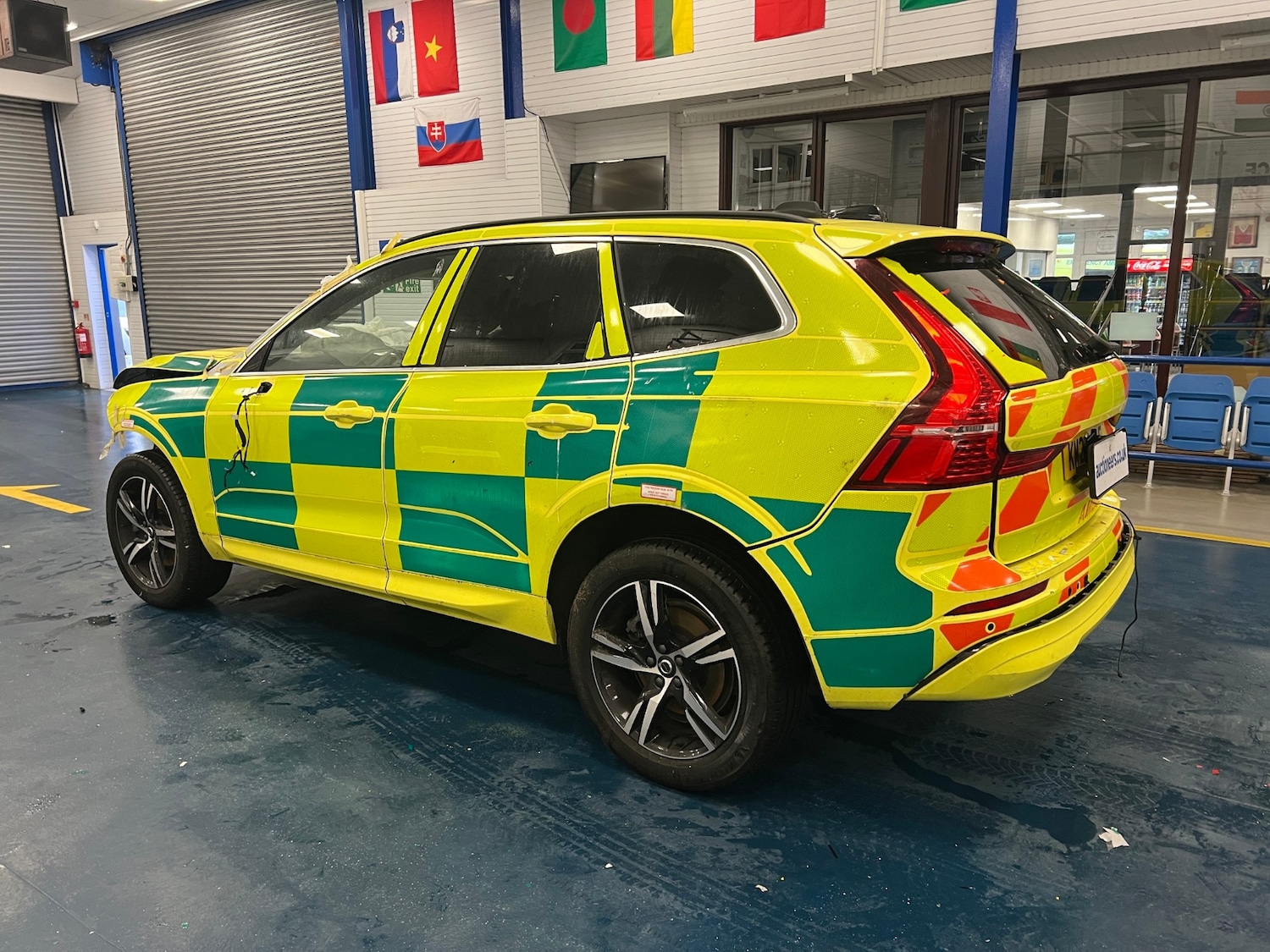 Used Volvo XC60 2023 for sale - 77124072: Photo 4