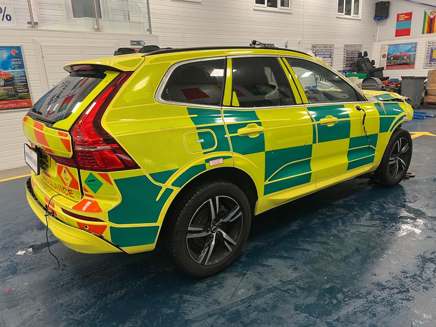 Used Volvo XC60 2023 for sale - 77124072: Photo 5