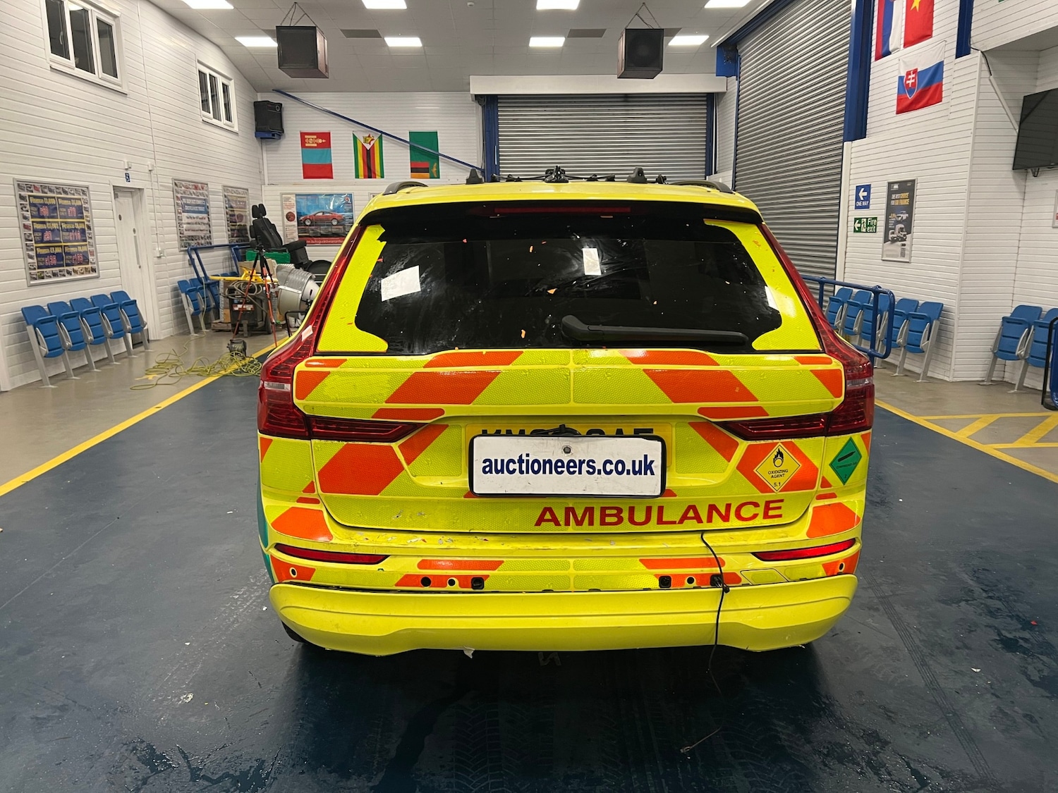 Used Volvo XC60 2023 for sale - 77124072: Photo 6