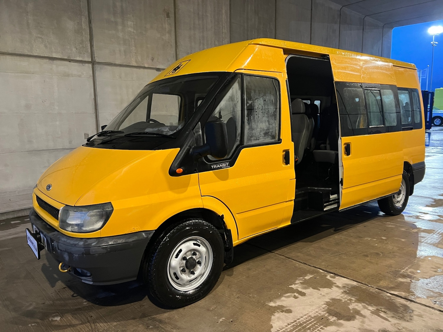 Used Ford Transit 2003 for sale - 77403615: Photo 6