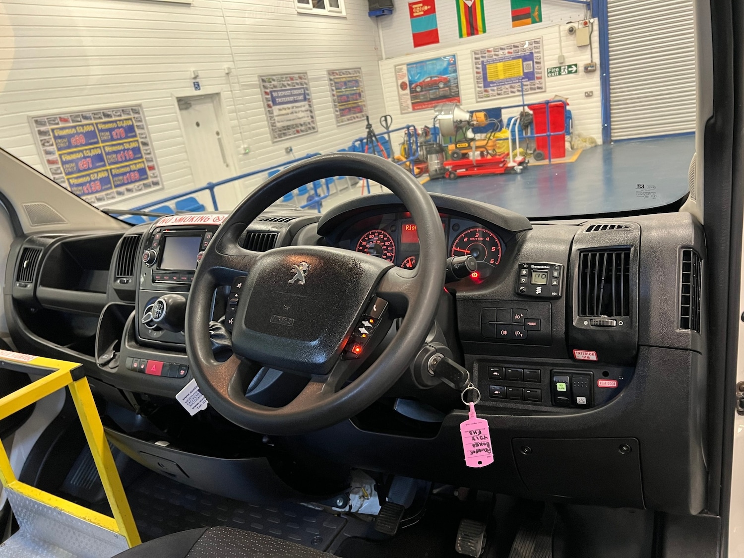 Used Peugeot Boxer 2018 for sale - 77983604: Photo 20