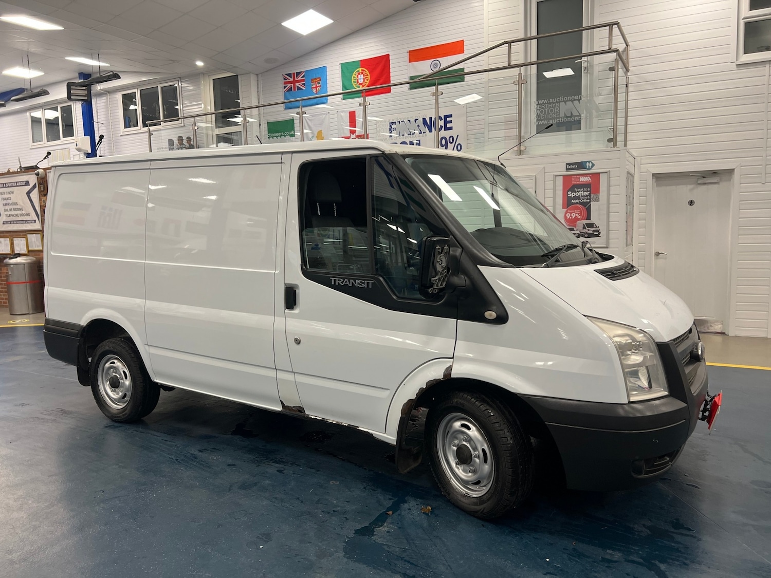 Used Ford Transit 2013 for sale - 76391235: Photo 2
