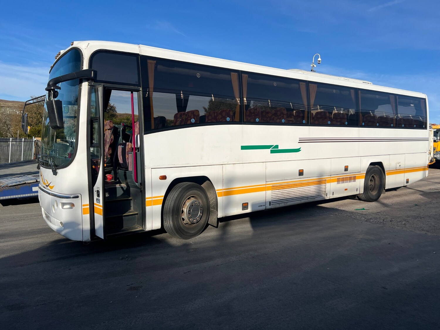 Used Volvo Other 2004 for sale - 76273411: Photo 3