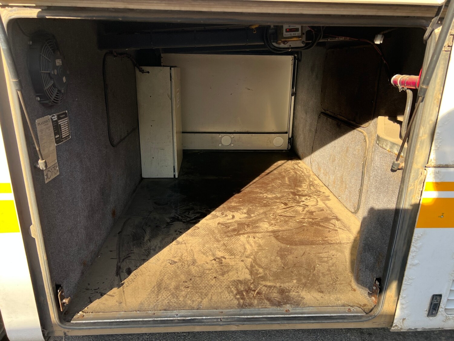 Used Volvo Other 2004 for sale - 76273411: Photo 9