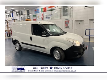 Used Vauxhall Combo 2015 for sale - 79041924: Photo