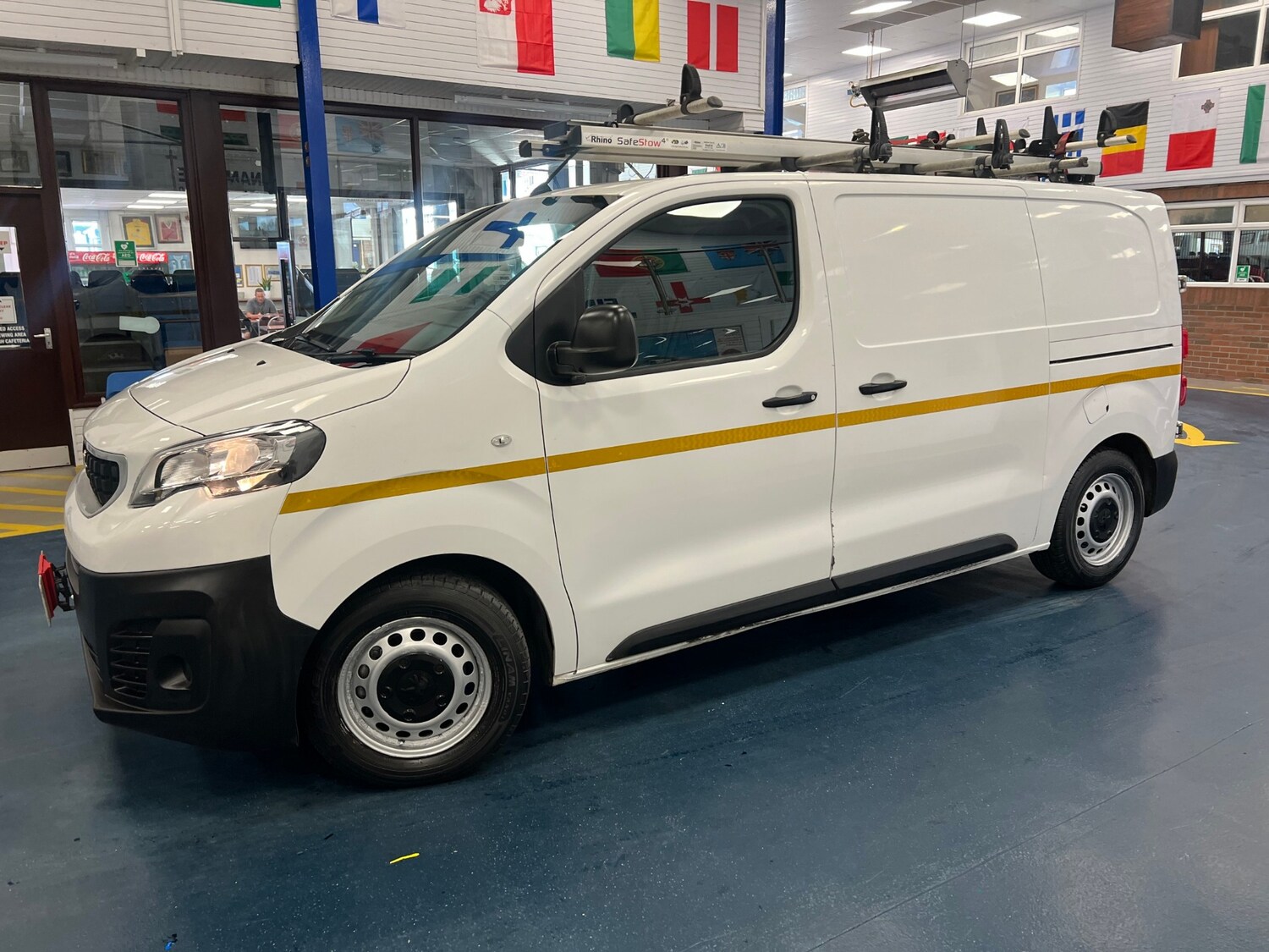Used Peugeot Expert 2020 for sale - 76035189: Photo 3