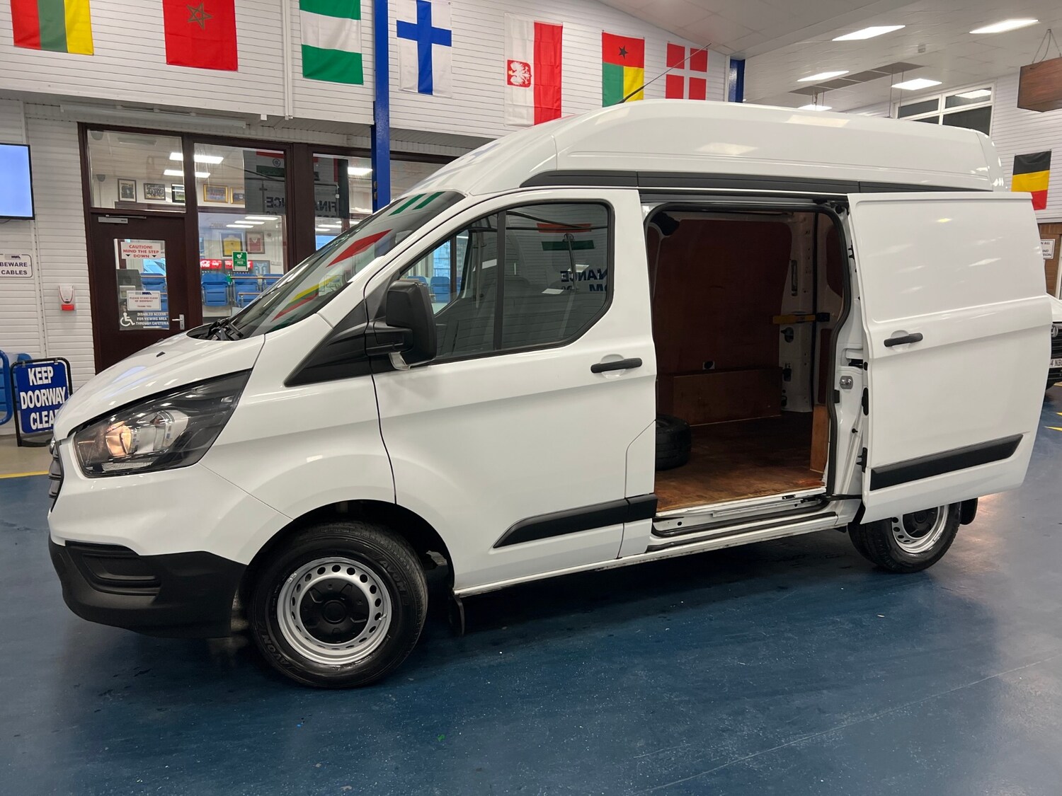 Used Ford Transit Custom 2019 for sale - 76195882: Photo 6