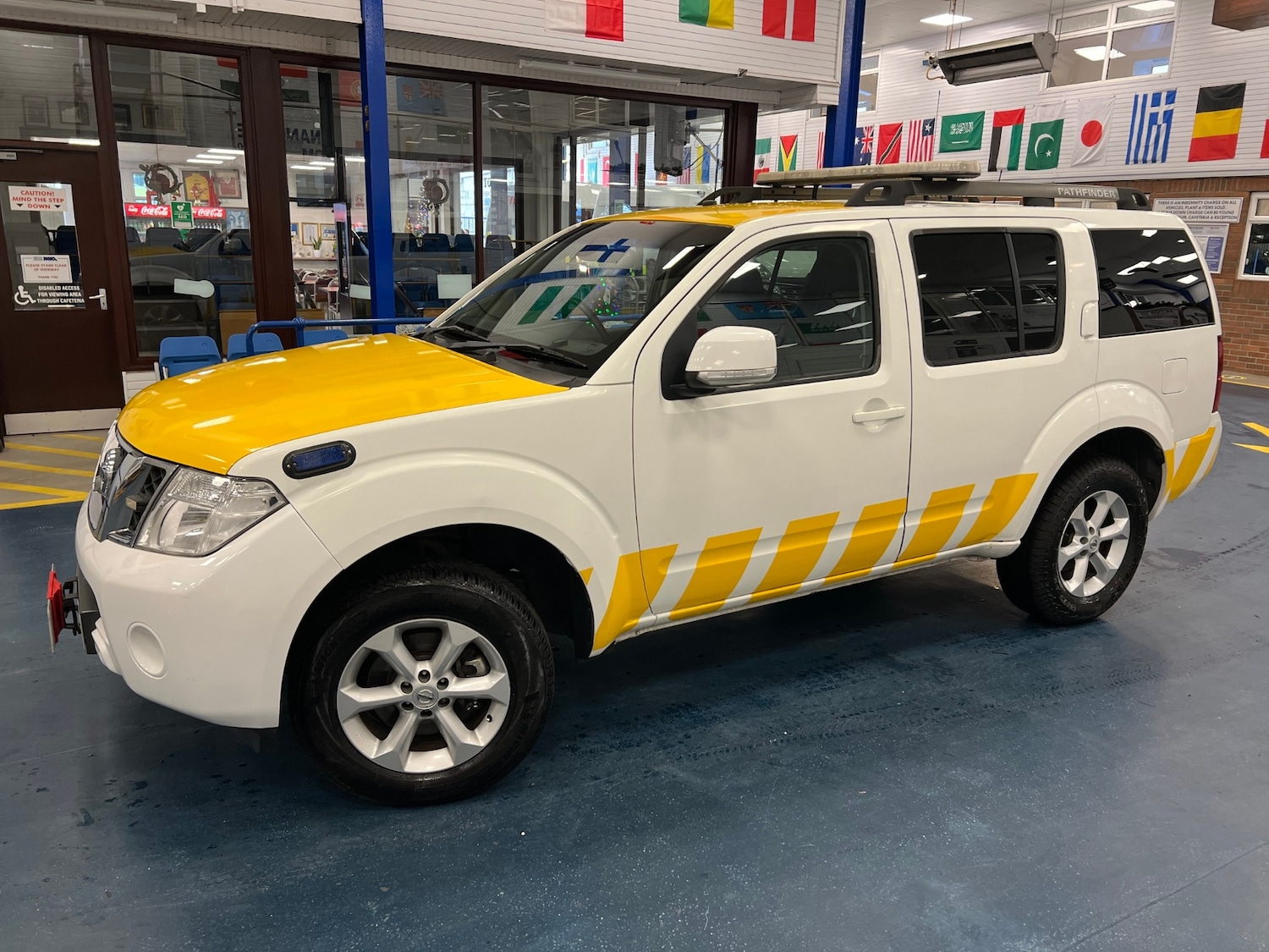 Used Nissan Pathfinder 2012 for sale - 76738593: Photo 3