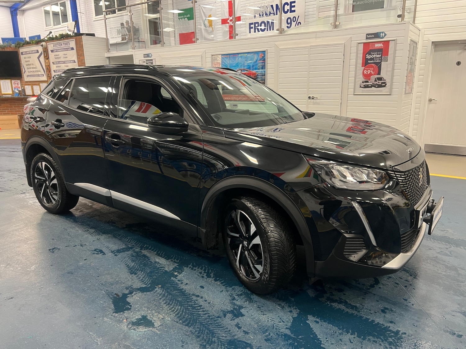 Used Peugeot 2008 2022 for sale - 76835059: Photo 2