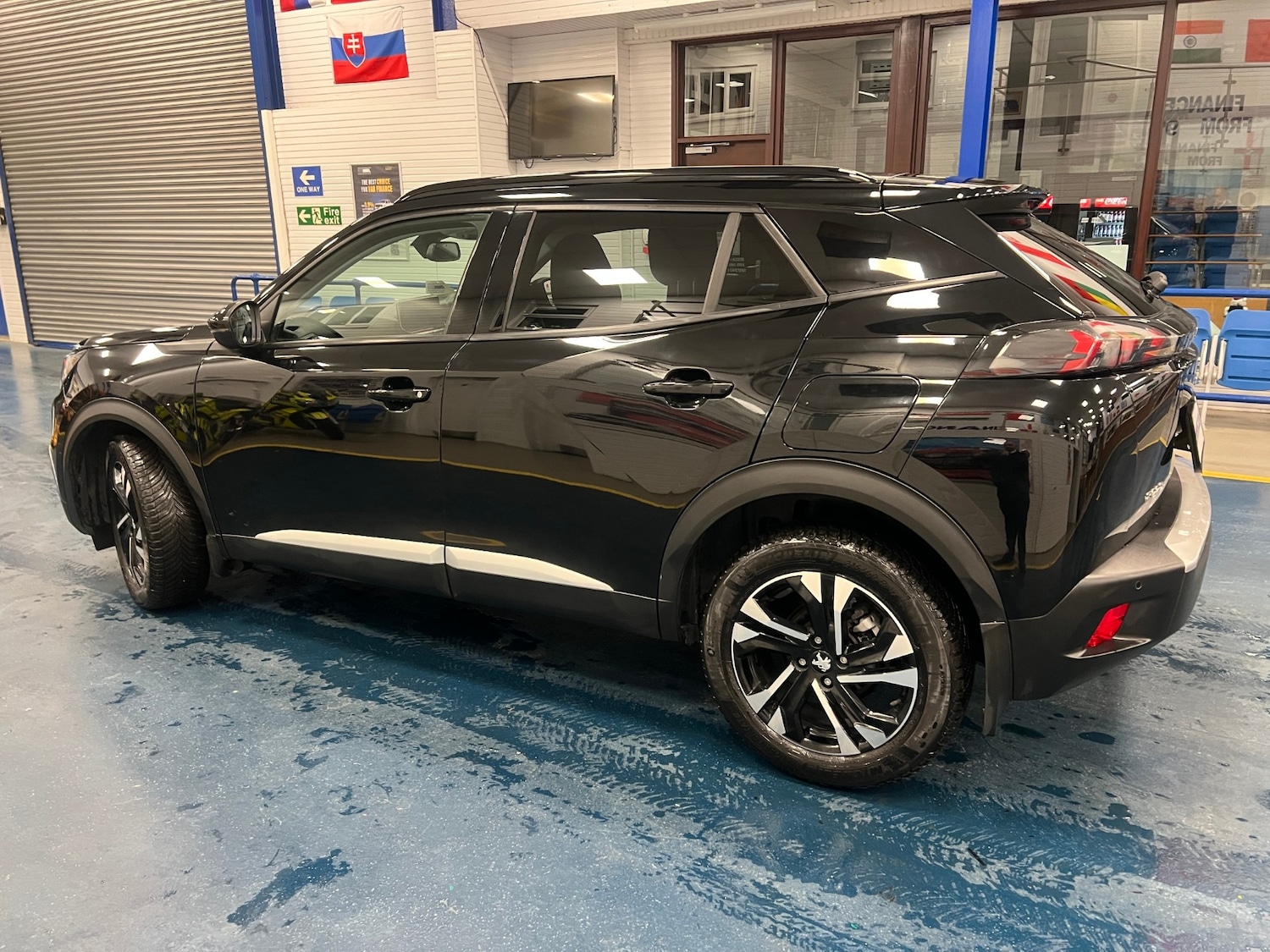 Used Peugeot 2008 2022 for sale - 76835059: Photo 4