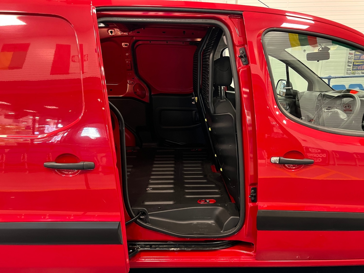 Used Peugeot Partner 2018 for sale - 78108299: Photo 6