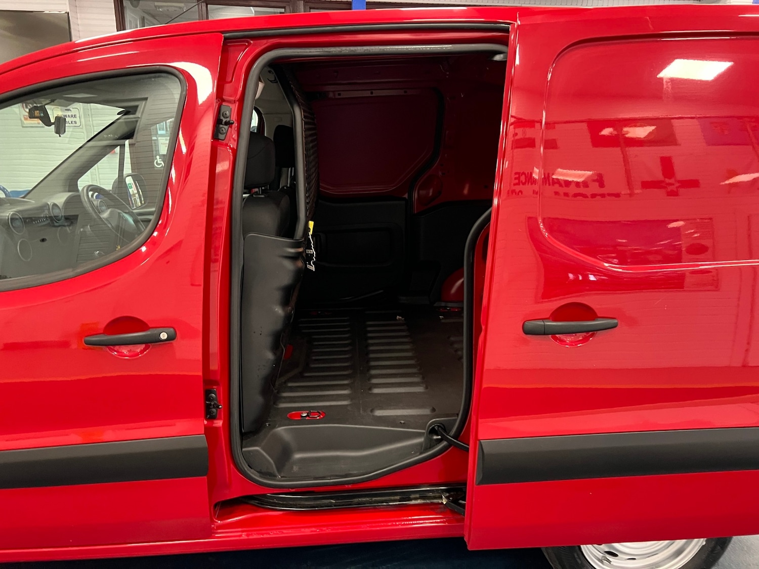 Used Peugeot Partner 2018 for sale - 78108299: Photo 7