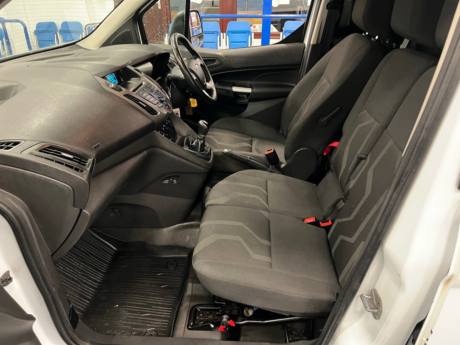 Used Ford Transit Connect 2015 for sale - 76553761: Photo 16