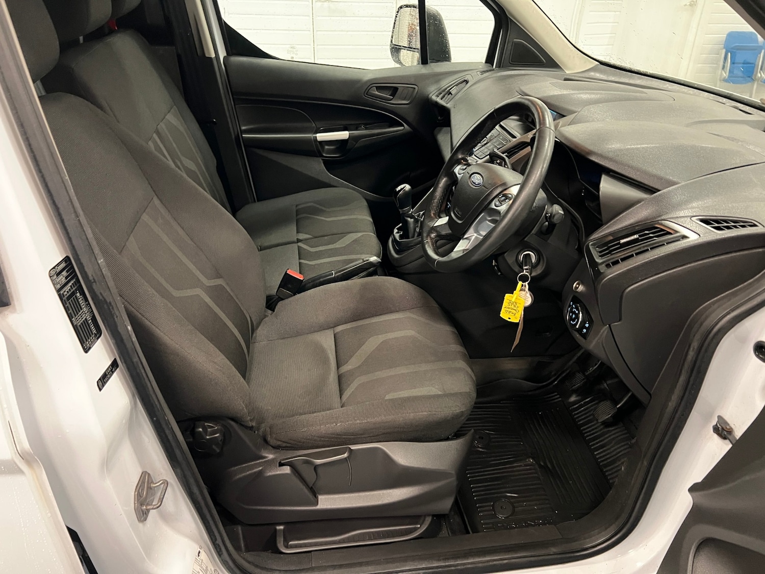 Used Ford Transit Connect 2015 for sale - 76553761: Photo 17