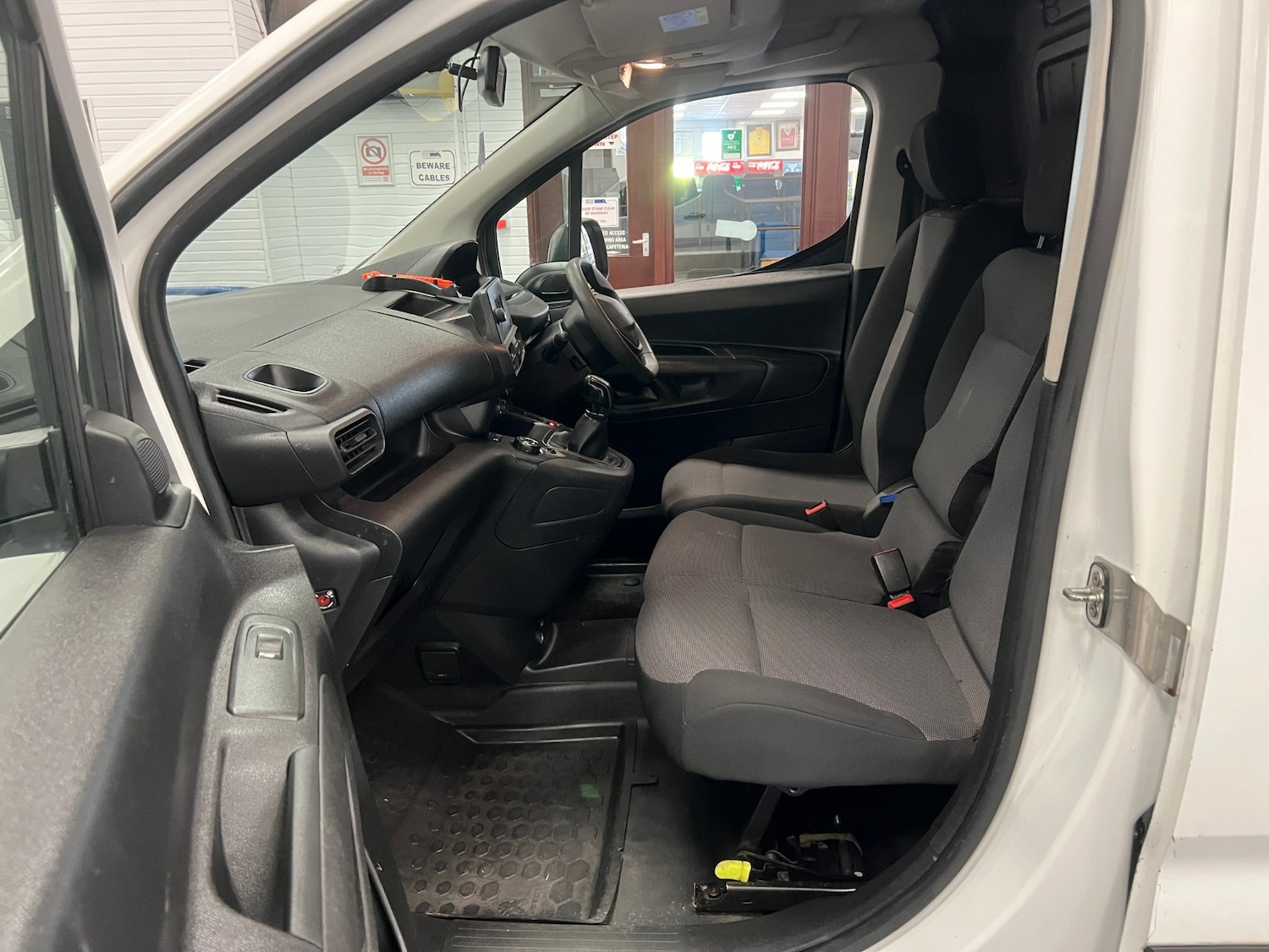 Used Peugeot Partner 2019 for sale - 77760230: Photo 14