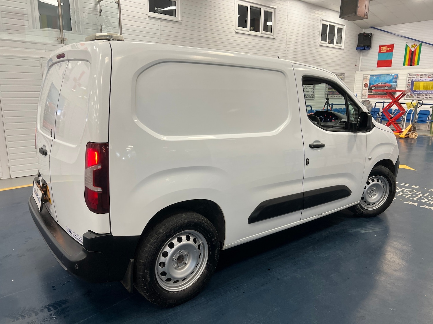 Used Peugeot Partner 2019 for sale - 77760230: Photo 5