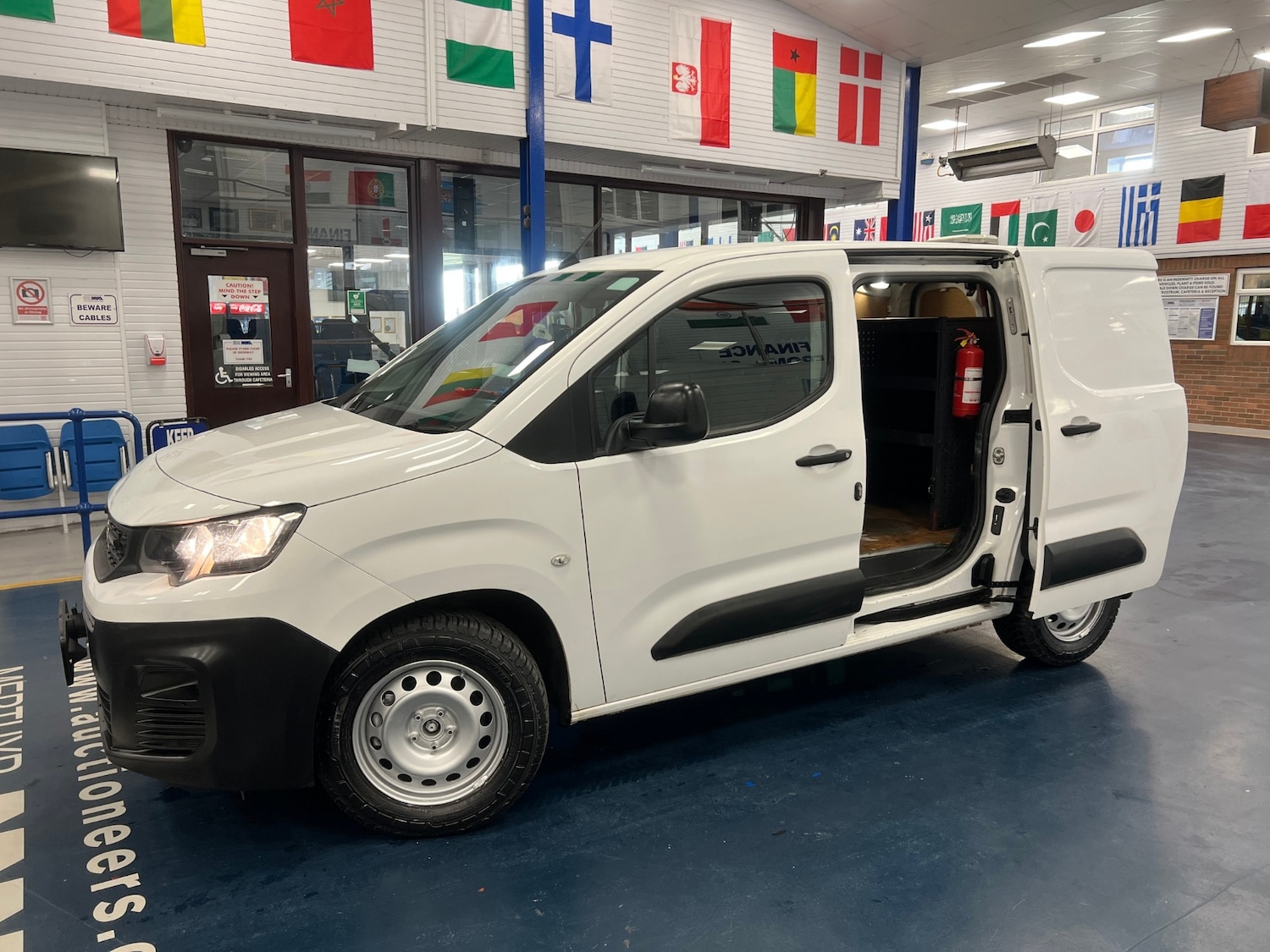 Used Peugeot Partner 2019 for sale - 77760230: Photo 6