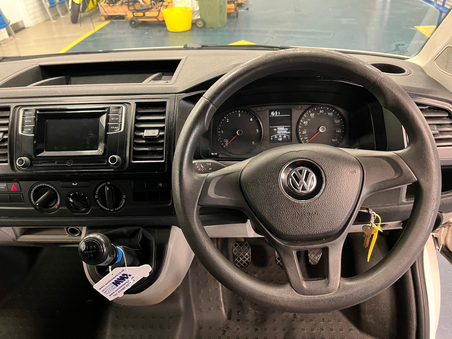 Used Volkswagen Transporter 2016 for sale - 76126199: Photo 16