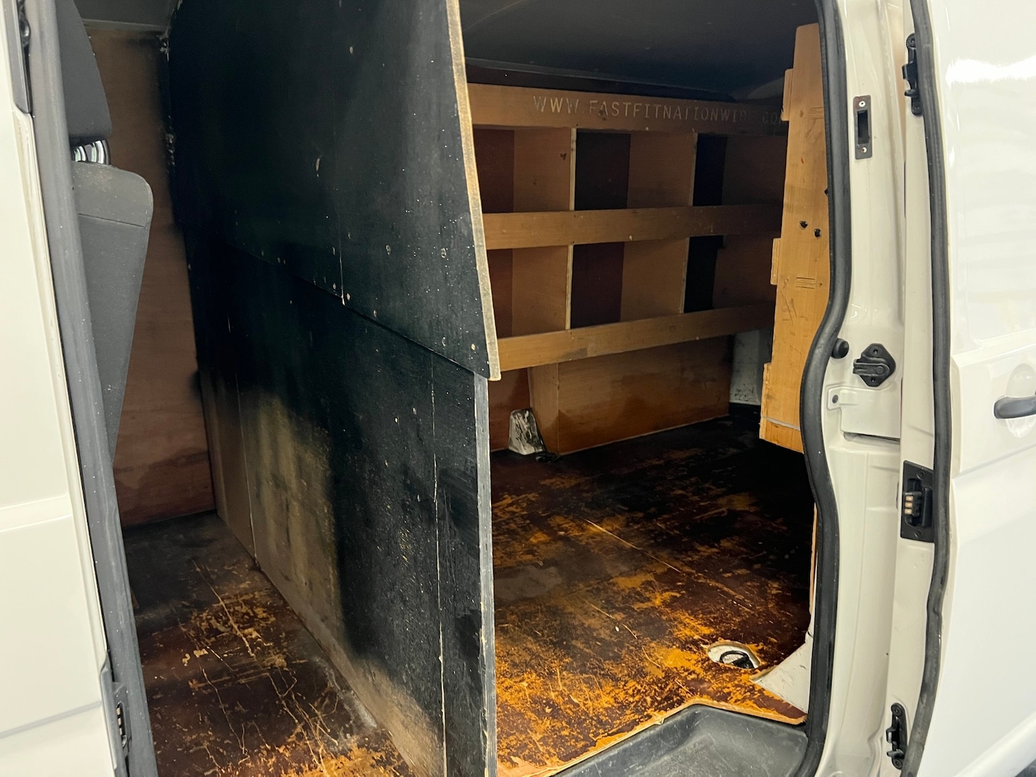 Used Volkswagen Transporter 2016 for sale - 76126199: Photo 8