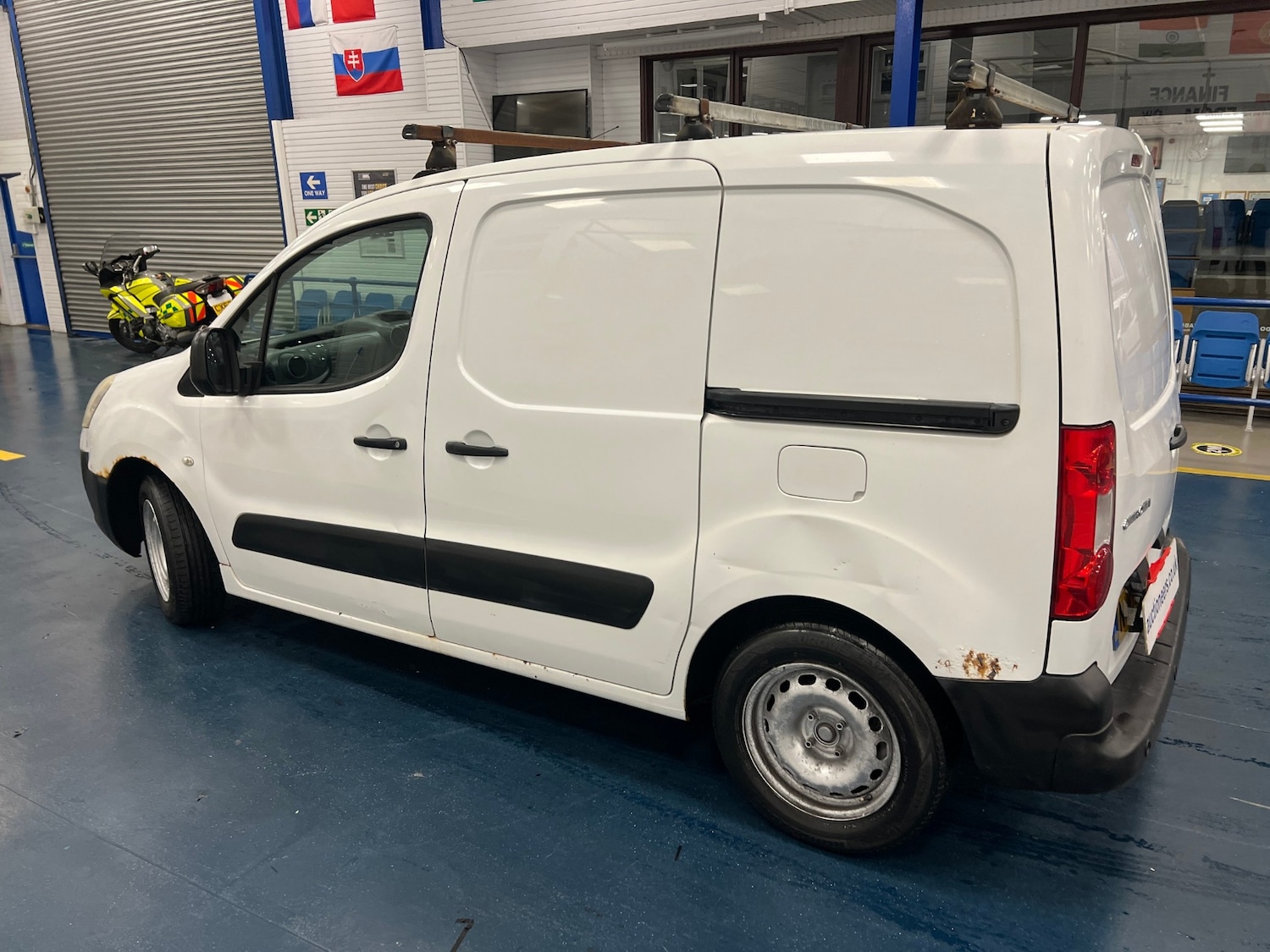 Used Citroen Berlingo 2009 for sale - 76449446: Photo 4